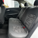 Chevrolet CAVALIER Lateral derecho 24
